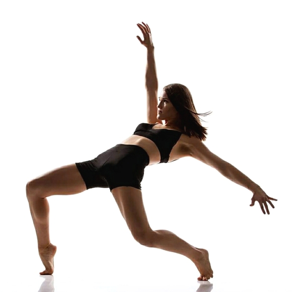 Meet your Posher, Hallie - Picture 1 of 1